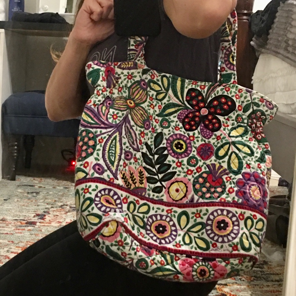 Vera Bradley floral printed purse